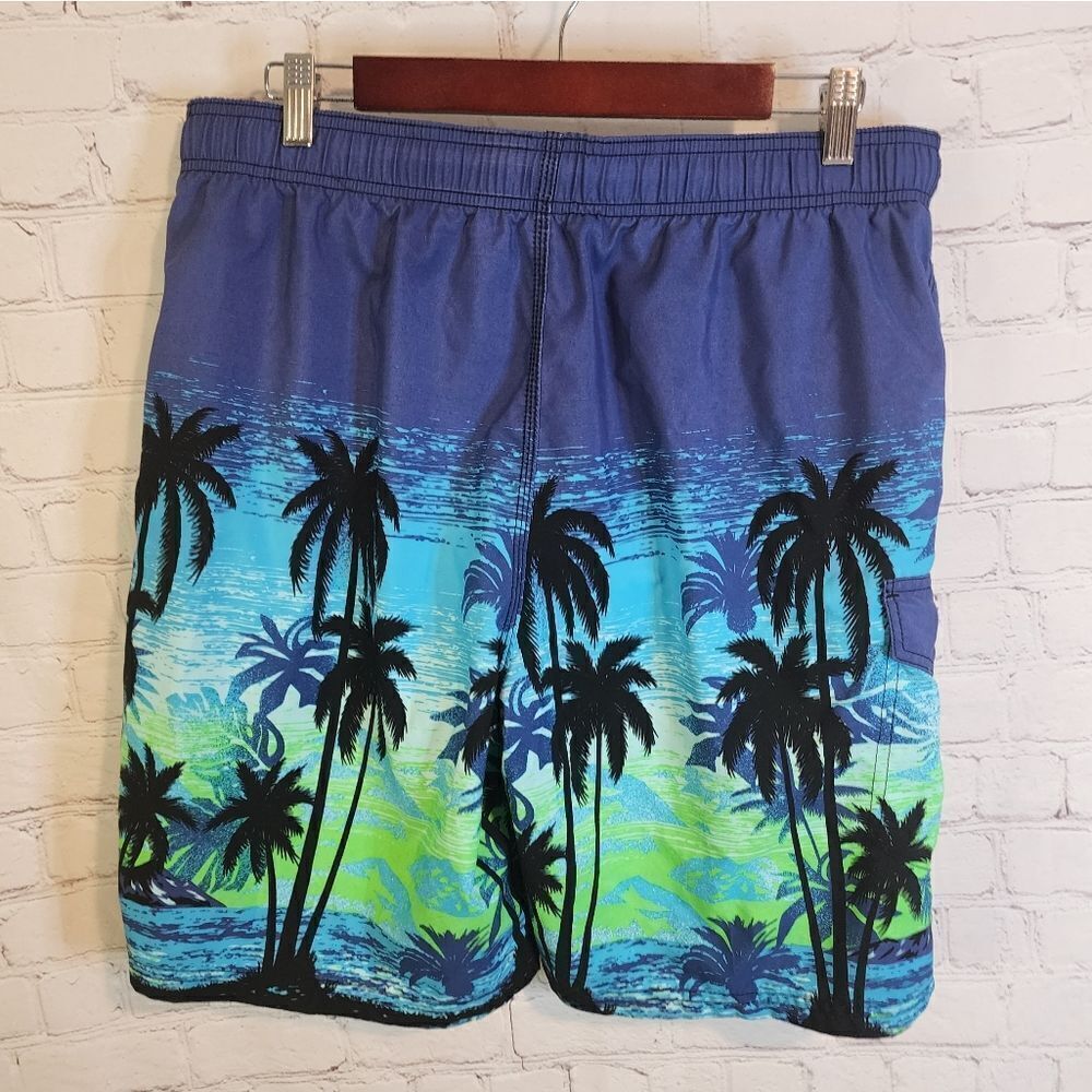 Men's Resortwear swim trunks, size Large - Picture 2 of 4